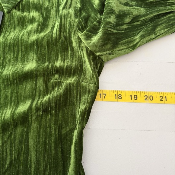 NBD Top Womens XS Green Button Up Velour Long Sleeve 70s Boho Hippie Career NWT - Picture 11 of 13